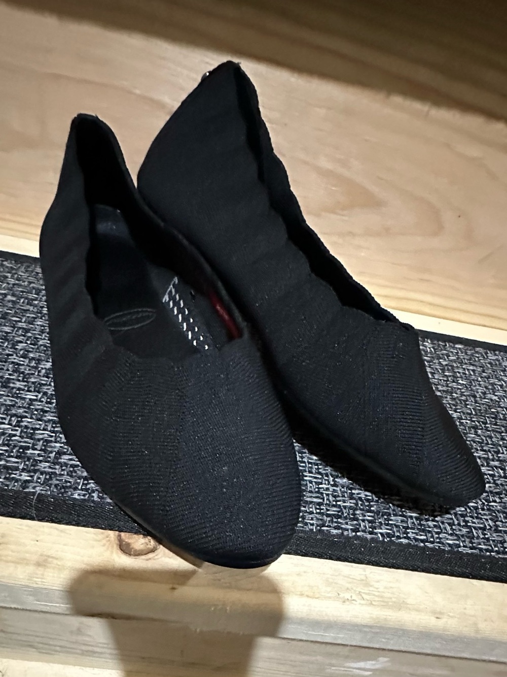 Skechers Women's Black Knit Pointed-Toe Slip-Ons